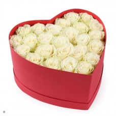 Коробка 25 роз в сердце